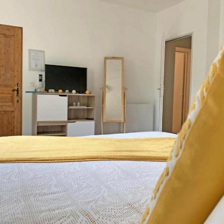 Les Tables Aux Vaches Raviege Hotel La Salvetat-sur-Agout Eksteriør billede